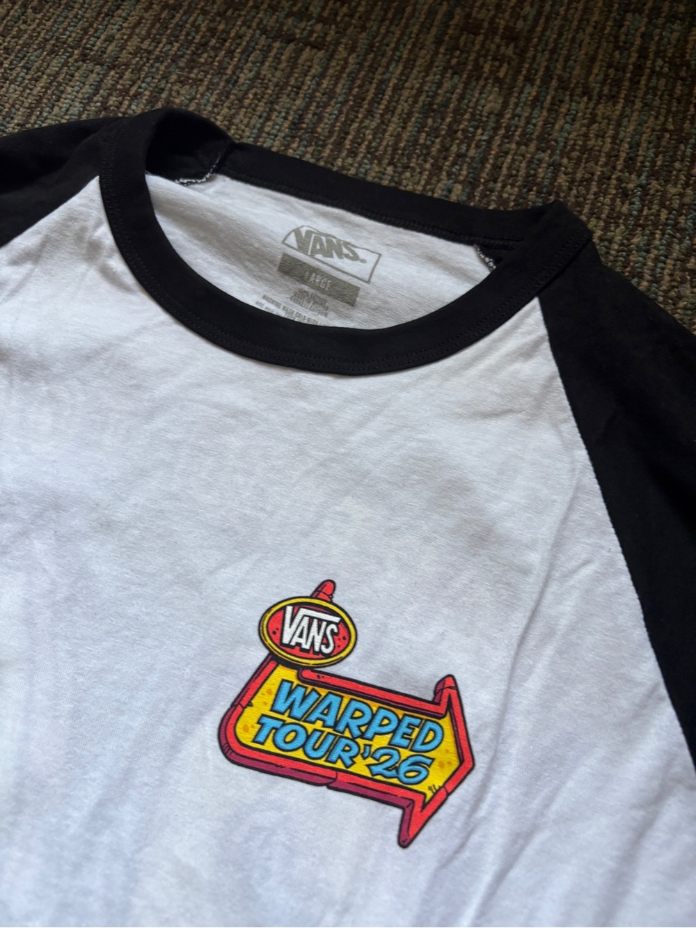NEW VANS Warped Tour Unisex Baseball T-shirt Merch T Shirt Emo 2026 L - with Bag - Picture 6 of 8